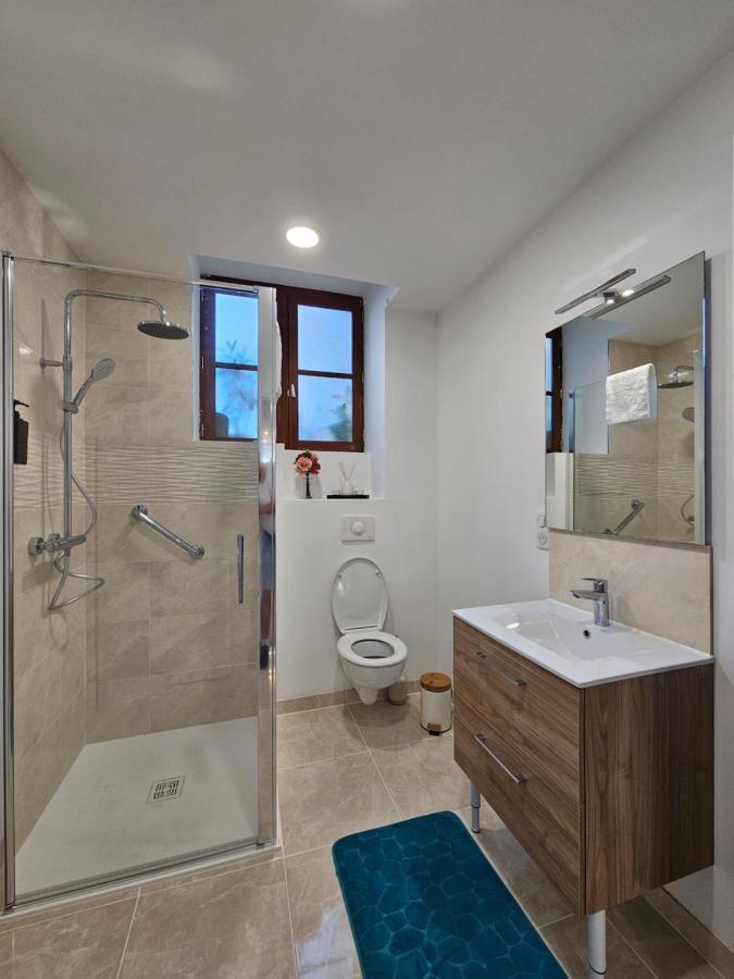 Rez De Chaussee Appartement A Tournus - Yellow מראה חיצוני תמונה