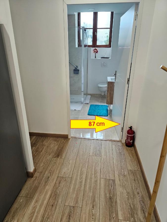 Rez De Chaussee Appartement A Tournus - Yellow מראה חיצוני תמונה